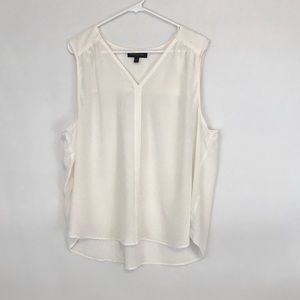 Banana Republic silk sleeveless blouse